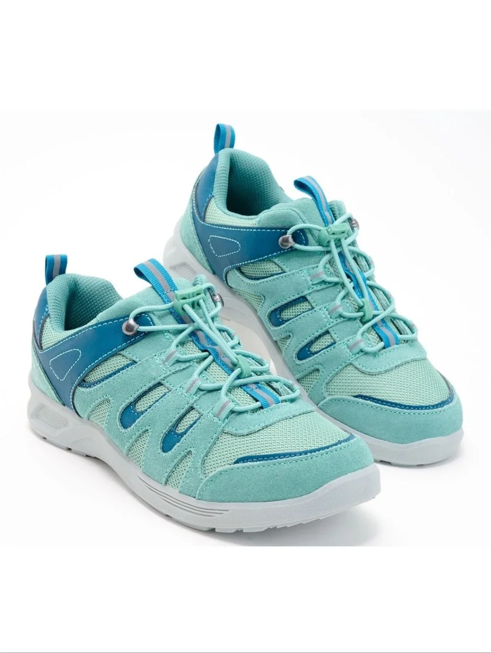 Lands' End Bungee Leather Trail Trekker Sneakers. NWT In Original Packaging.